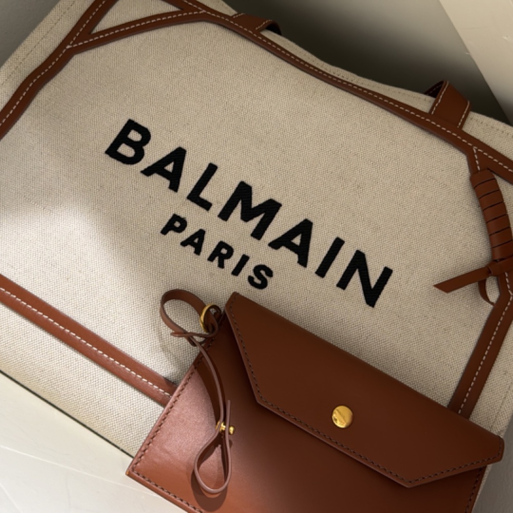 Balmain Tote - Picture 2 of 2